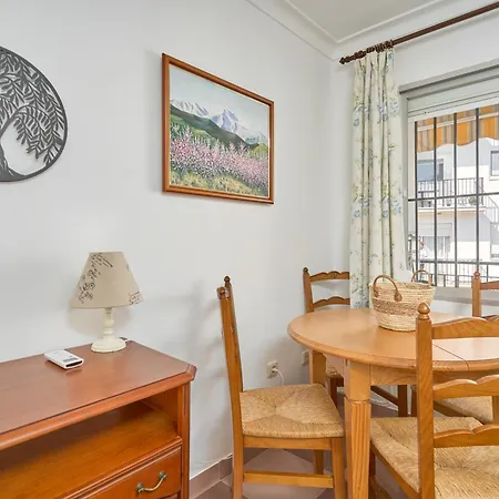 Apartmento Los Alamos * 内尔哈